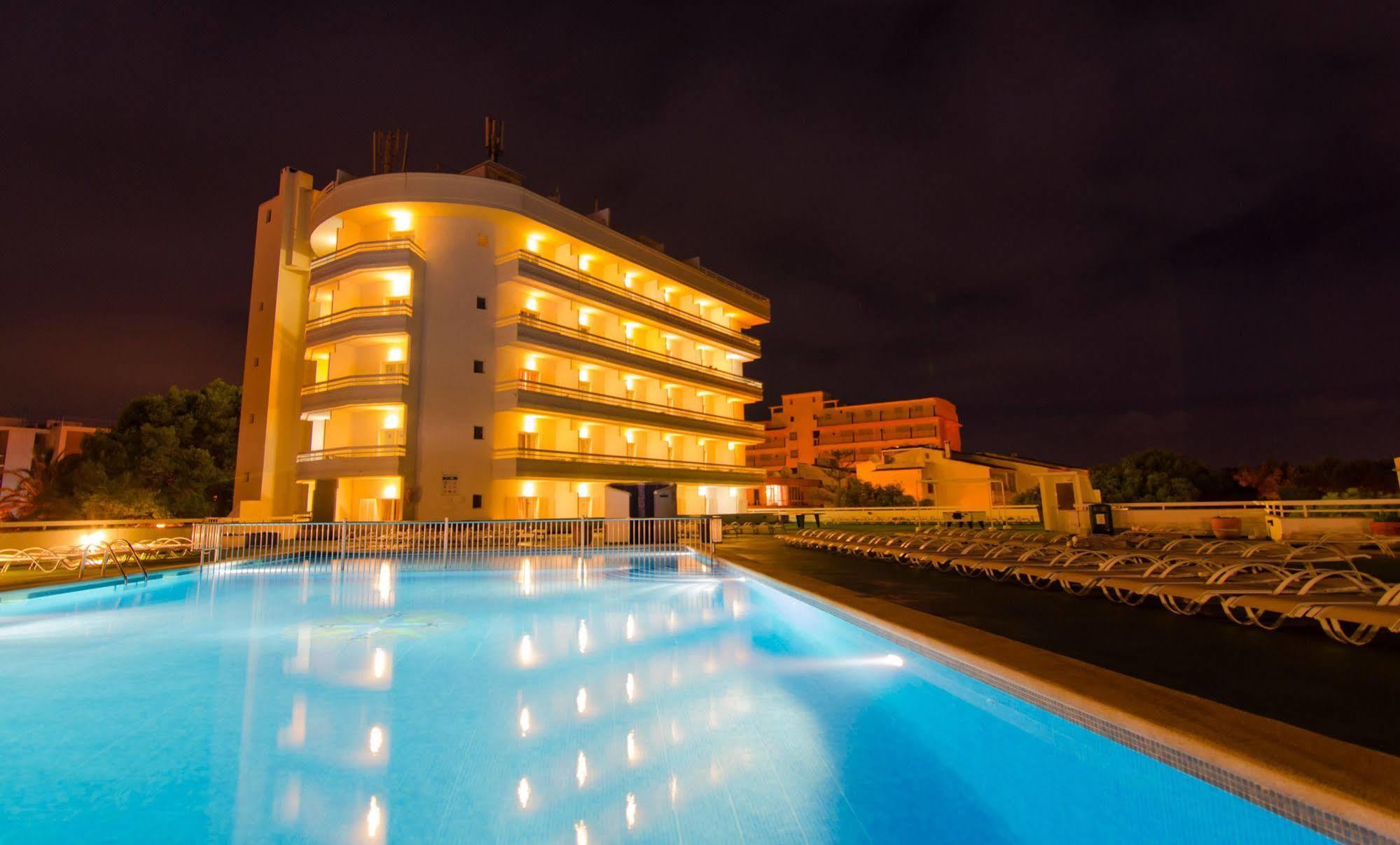 Bellevue Belsana Hotel Пуерто Колом Екстериор снимка