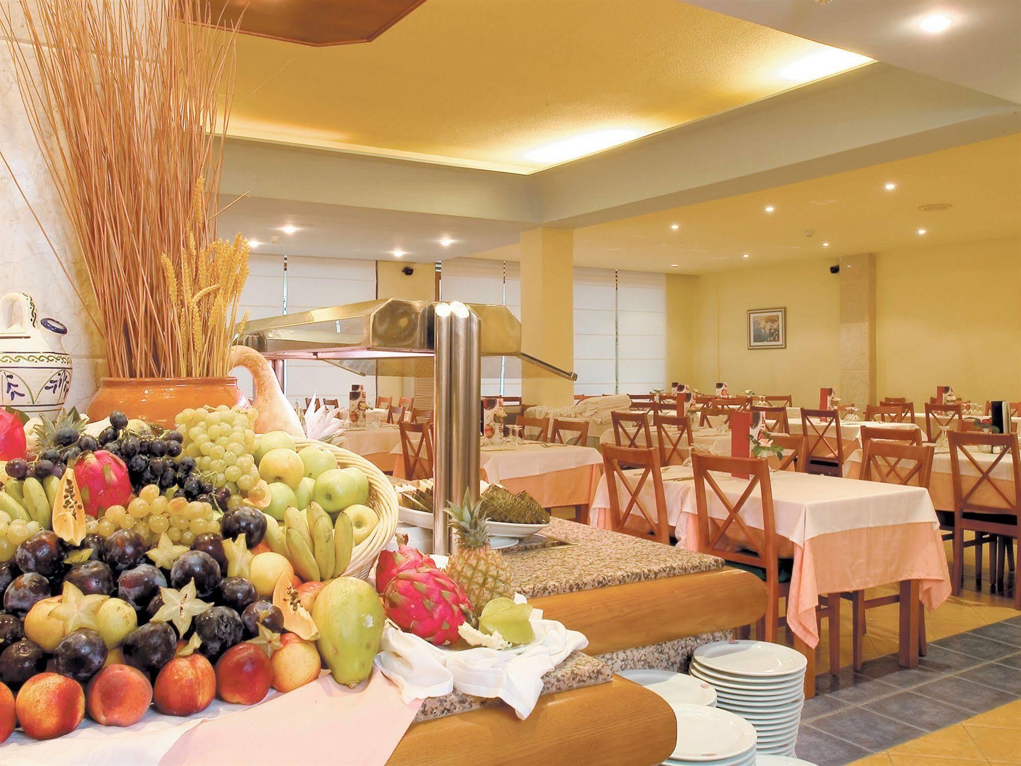 Bellevue Belsana Hotel Пуерто Колом Екстериор снимка